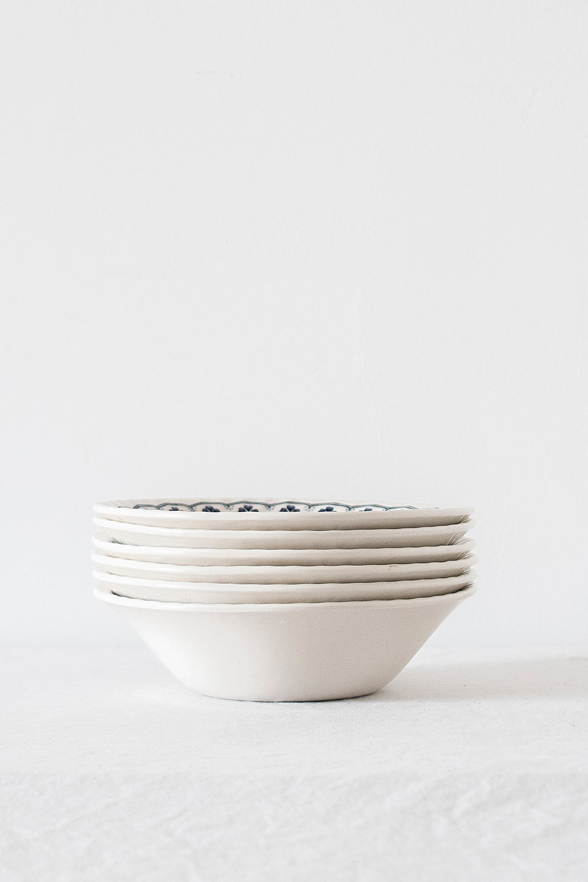 Barratts of Staffordshire Bowls