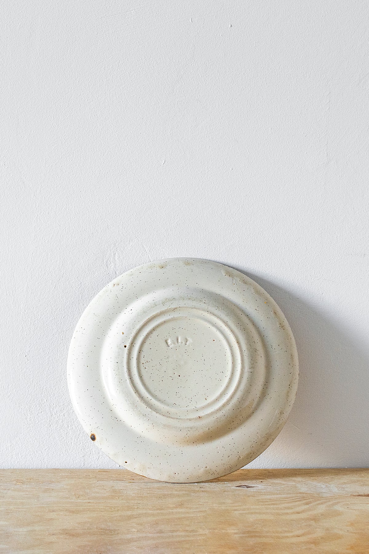 English Minimalist Plate