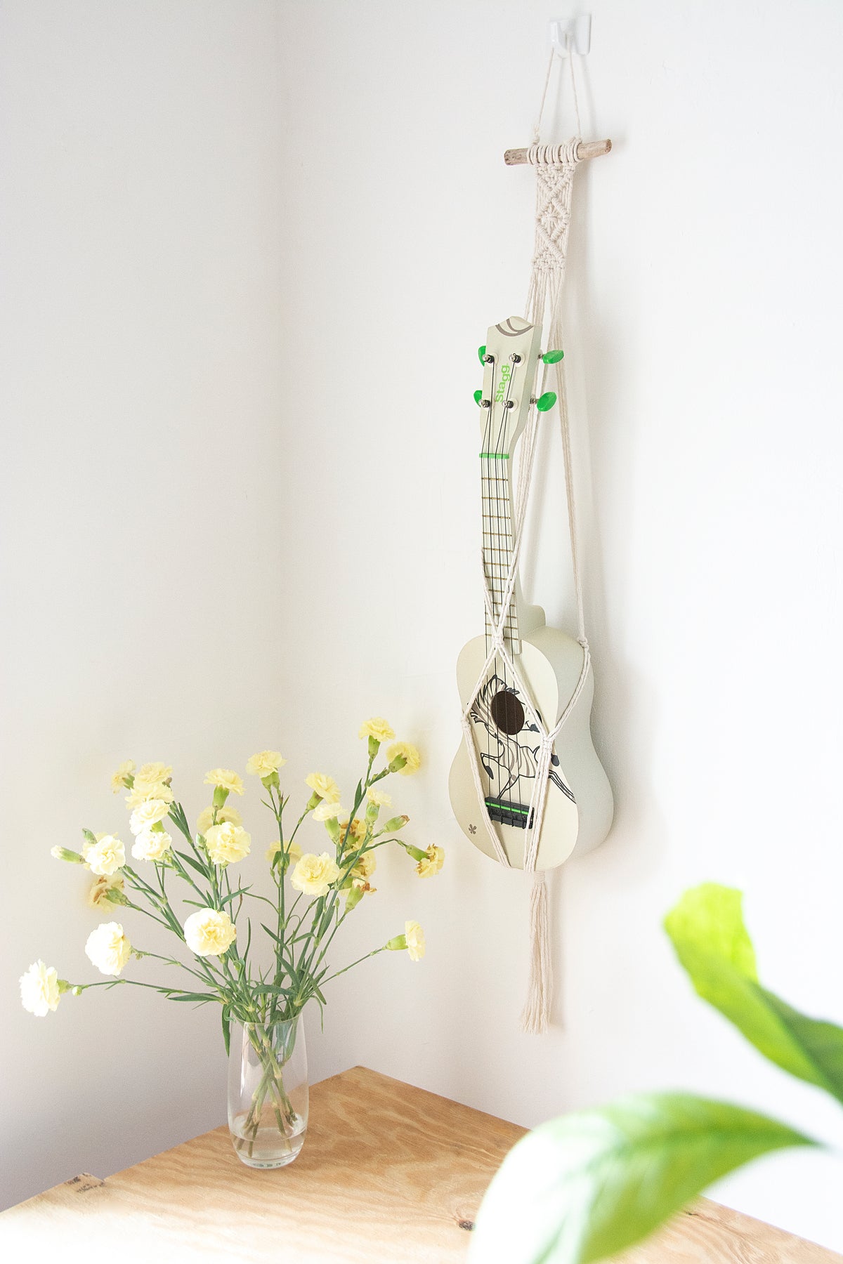 Boho ukulele hanger