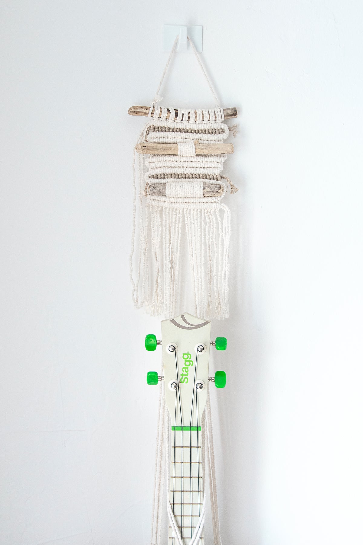 Modern macrame uke hanger