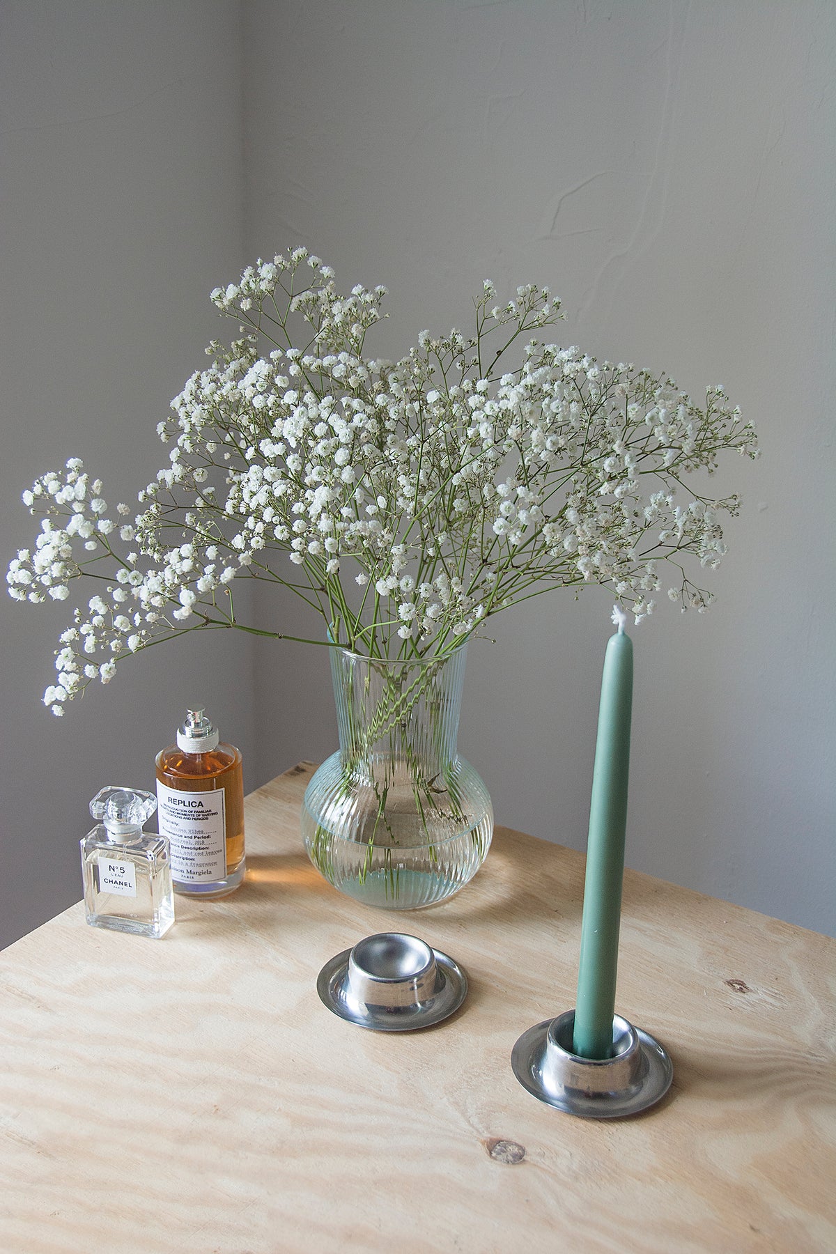 Set of 2 Metal Candle Holders
