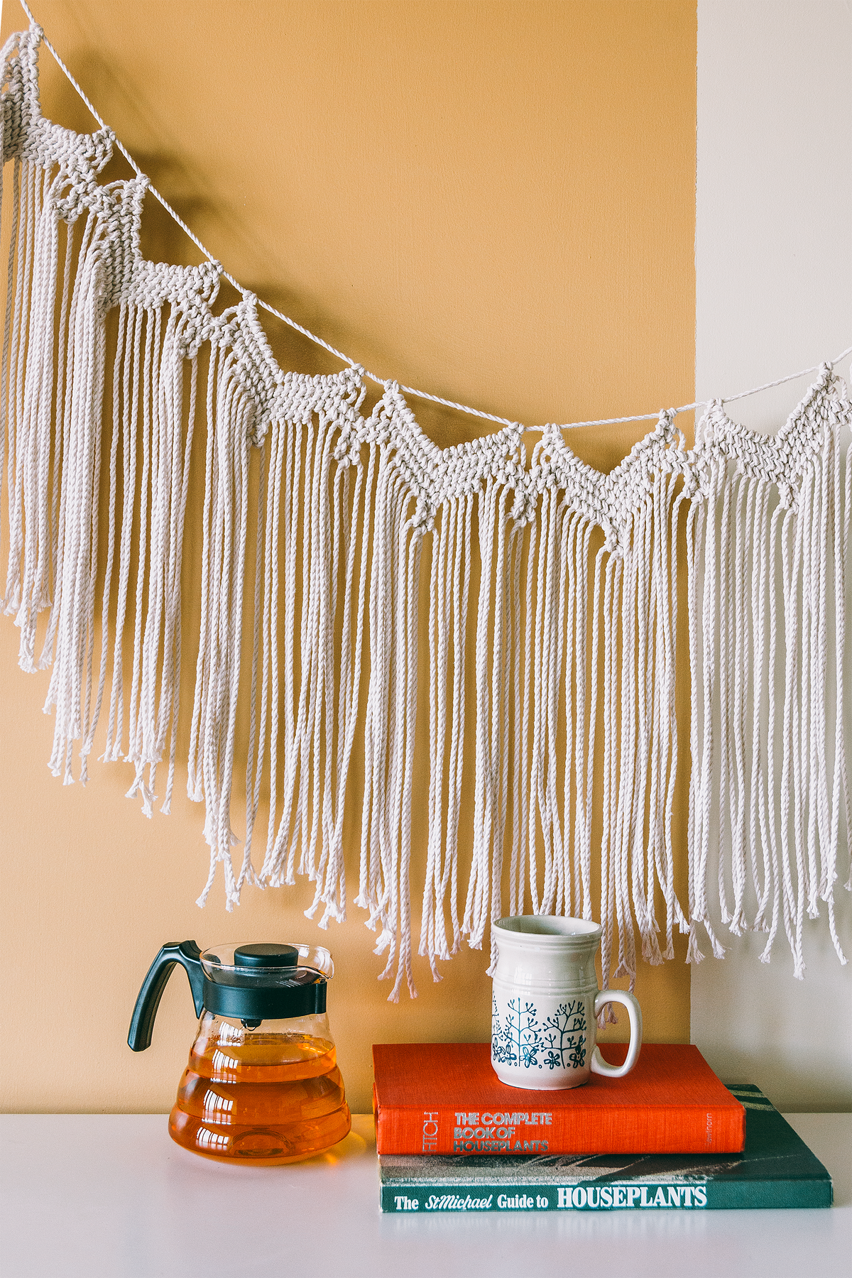 Macrame garland
