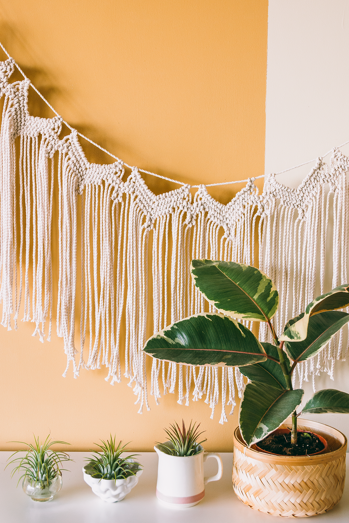 Macrame garland