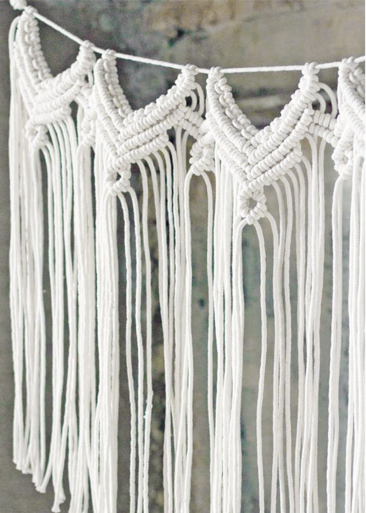 Macrame garland